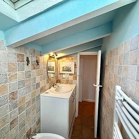 Willa Argentella, Santa Giulia *